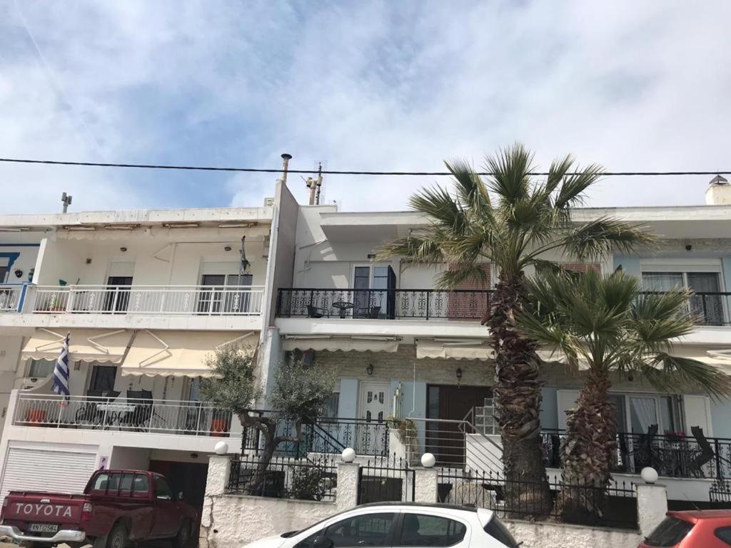 E & F Sea View Flat Apartment Nea Peramos  Exterior photo